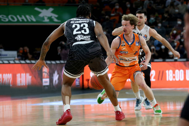 使得对手难 使得对手难